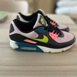 Nike Air Max 90 Dark Raisin Cyber